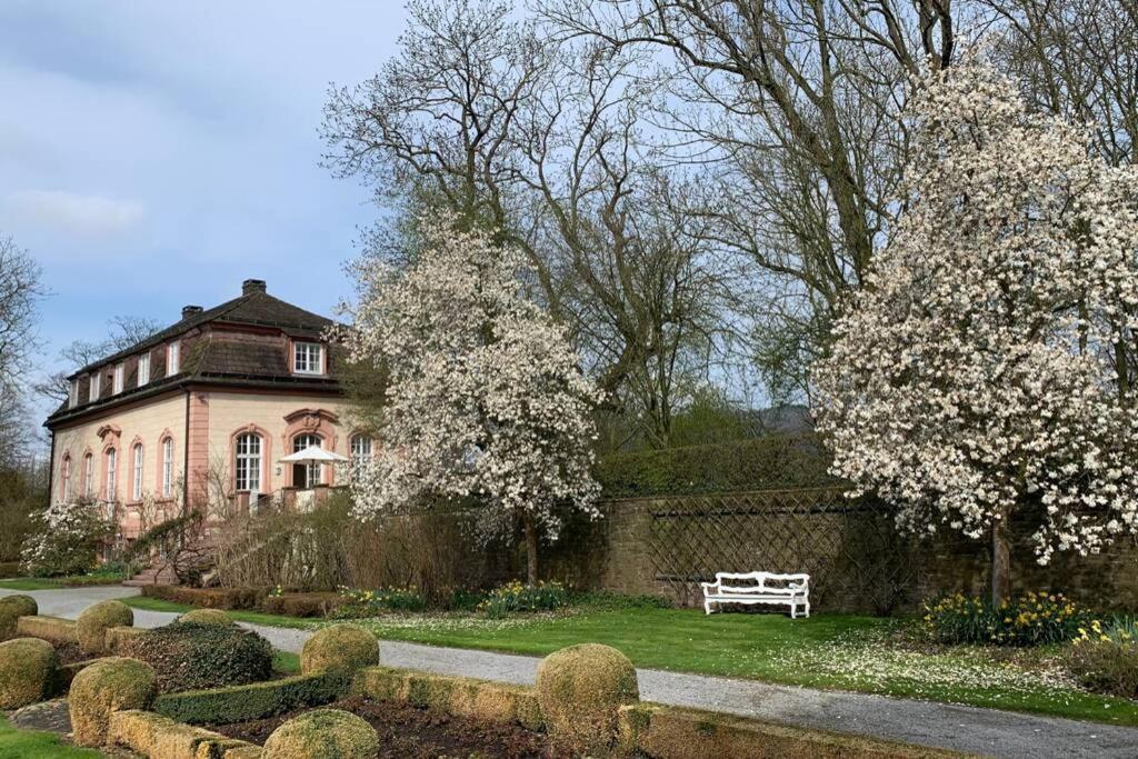 Teehaus Im Schlosspark Weltkulturerbe Corvey Höxter Exteriör bild